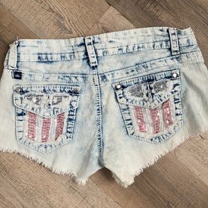 Almost famous American flag sequin shorts 5